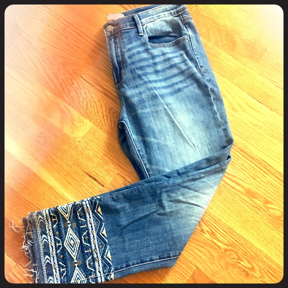DRIFTWOOD Embroidered Colette Cropped Denim Jean
